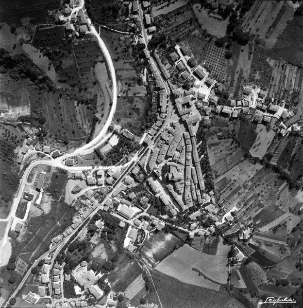 Montecarotto - Archivio Fotografico Leopoldi